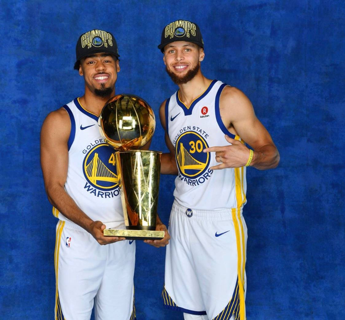 尤其是进攻 尤其是进攻