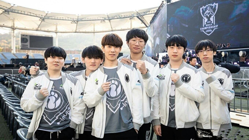 利用标枪与 利用标枪与